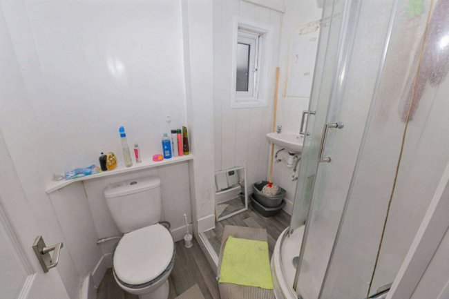 23 Nicholls Street, Coventry, CV2 4GY 7