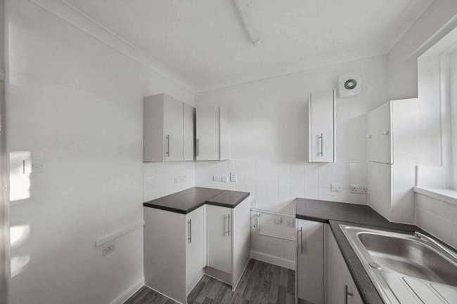 160A Rugby Avenue, Wembley, London HA0 3DP 88