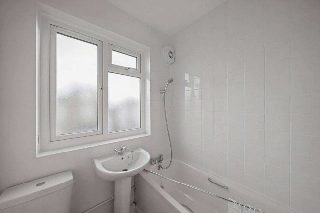 160A Rugby Avenue, Wembley, London HA0 3DP 88