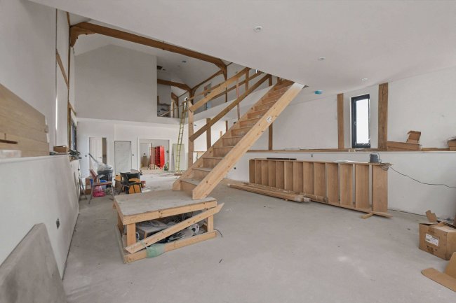 Tawney Hall, Bakers Farm, Blackmore End, Wethersfield, Essex CM7 4DJ 95