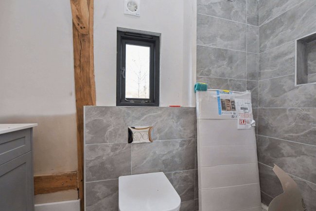 Tawney Hall, Bakers Farm, Blackmore End, Wethersfield, Essex CM7 4DJ 95