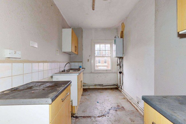 Flats A-D, 78 Comeragh Road, London W14 9HR 72