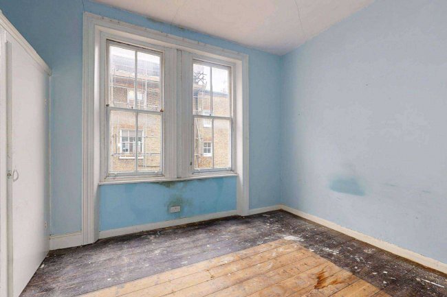 Flats A-D, 78 Comeragh Road, London W14 9HR 72