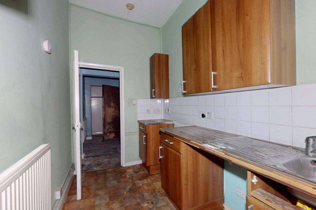 Flats A-D, 78 Comeragh Road, London W14 9HR 72