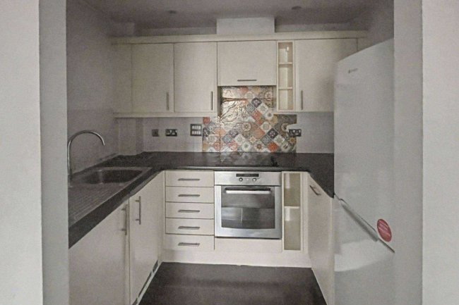 140 Wooldridge Close, Feltham, TW14 8BH 82