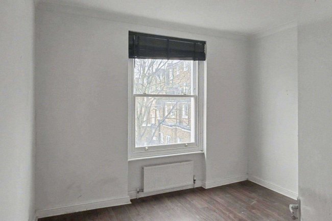 Flat C, 21 St Stephens Gardens, Notting Hill, London W2 5QU 9