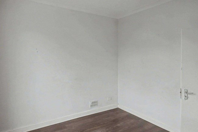 Flat C, 21 St Stephens Gardens, Notting Hill, London W2 5QU 9