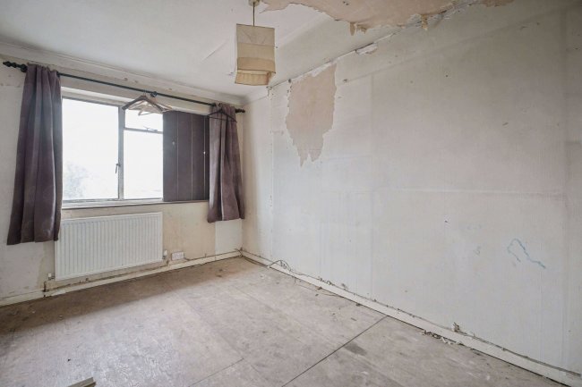 354B Kingston Road, Epsom, Surrey, KT19 0DT 4