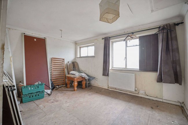 354B Kingston Road, Epsom, Surrey, KT19 0DT 4