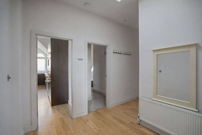 Flat 6 Howard Court, 1a Coleherne Road, Earls Court, London SW10 9BS 71