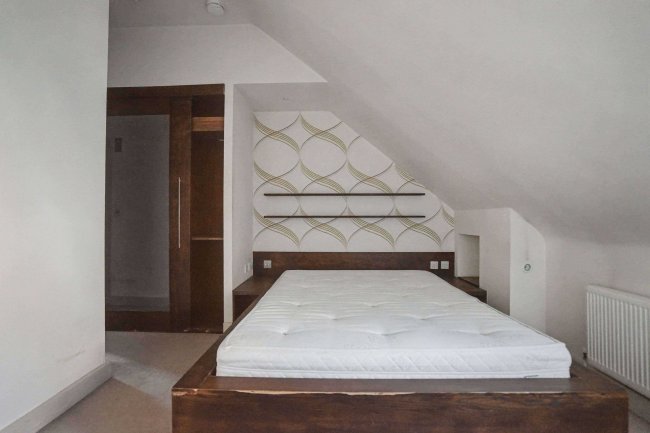 Flat 6 Howard Court, 1a Coleherne Road, Earls Court, London SW10 9BS 71