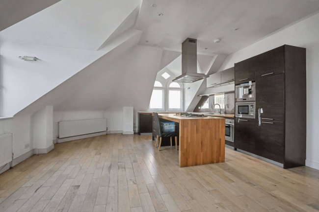 Flat 6 Howard Court, 1a Coleherne Road, Earls Court, London SW10 9BS 71