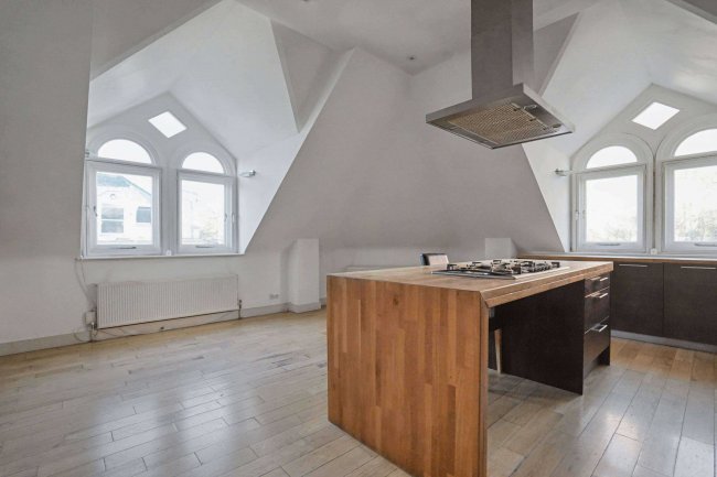 Flat 6 Howard Court, 1a Coleherne Road, Earls Court, London SW10 9BS 71