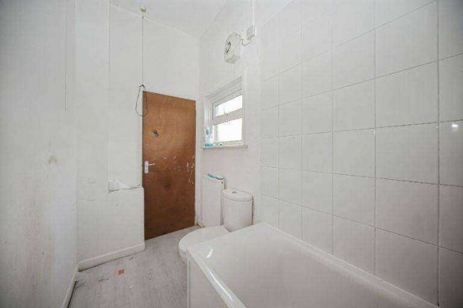 2 Ward Street, Chorley, Lancashire, PR6 0SF 4