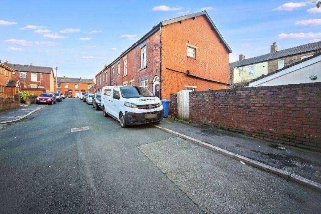 2 Ward Street, Chorley, Lancashire, PR6 0SF 4
