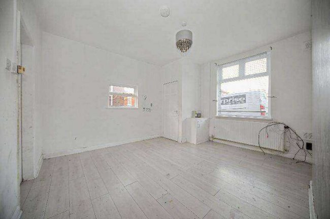 2 Ward Street, Chorley, Lancashire, PR6 0SF 4