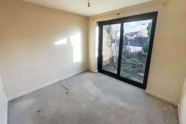 7 Grove Close, Totnes, Devon, TQ9 5EP 53