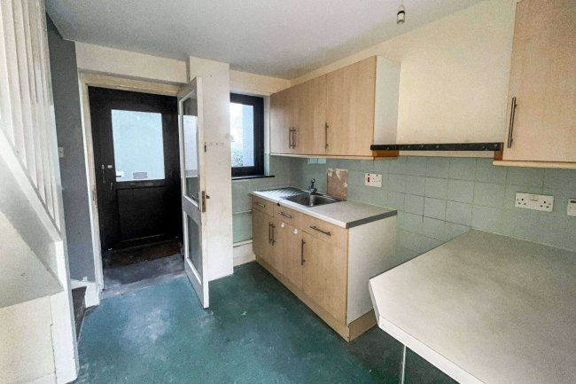 7 Grove Close, Totnes, Devon, TQ9 5EP 53