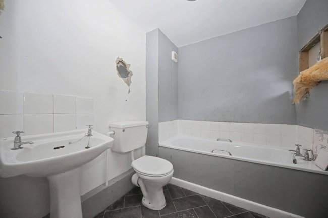 32C Park Road, Chorley, Lancashire PR7 1QU 12