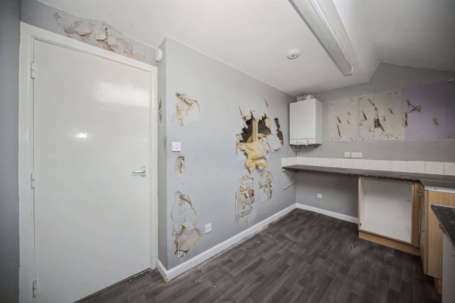 32C Park Road, Chorley, Lancashire PR7 1QU 12