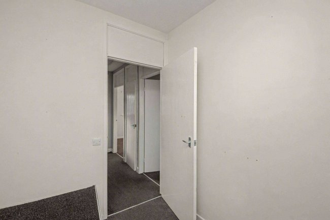 1 Hawthorne Avenue, Creswell, Worksop, S80 4LA 6