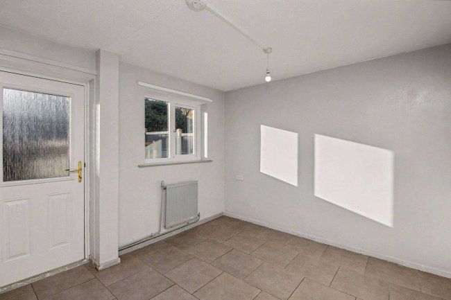 1 Hawthorne Avenue, Creswell, Worksop, S80 4LA 6