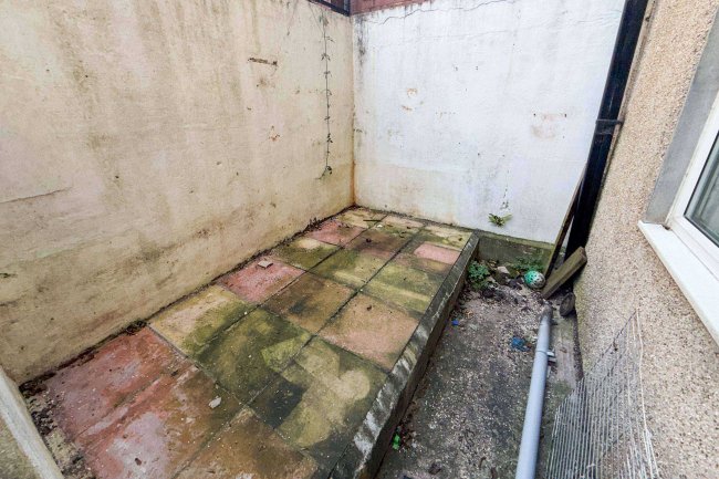 Flat 1, 103 City Road, St Pauls, Bristol, BS2 8UL 99