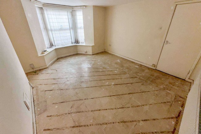 Flat 1, 103 City Road, St Pauls, Bristol, BS2 8UL 99