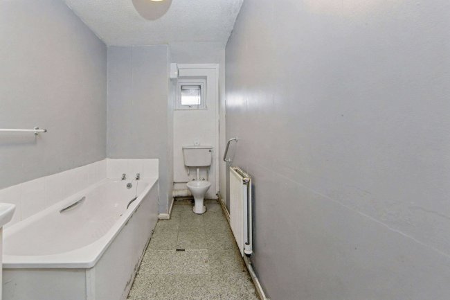 157 Tag Croft, Ingol, Preston, Lancashire, PR2 7AJ 5