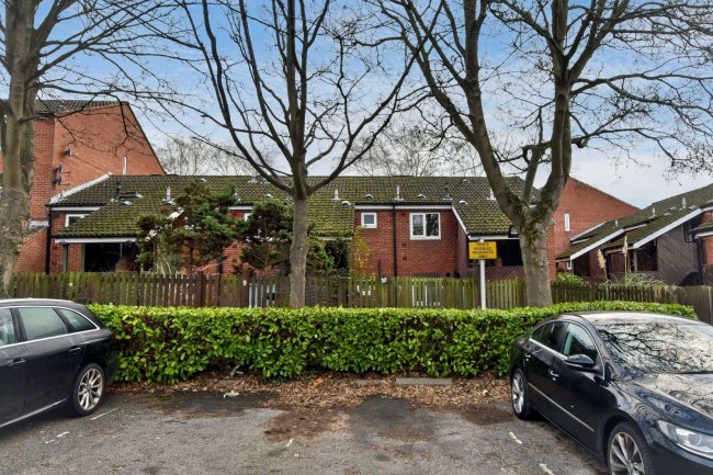 10 Dundas Close, Nottingham, Nottinghamshire, NG1 4EX 69