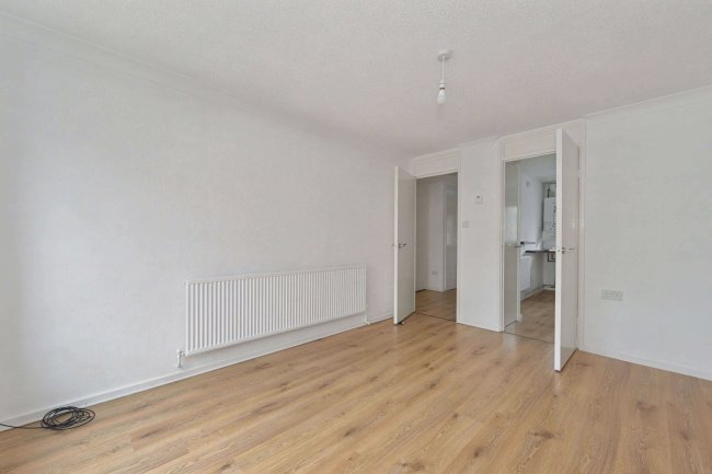 10 Dundas Close, Nottingham, Nottinghamshire, NG1 4EX 69