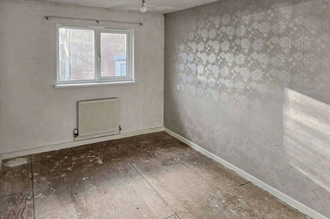 23 Highlands Drive, Stourton, Leeds, West Yorkshire, LS10 4RW 39