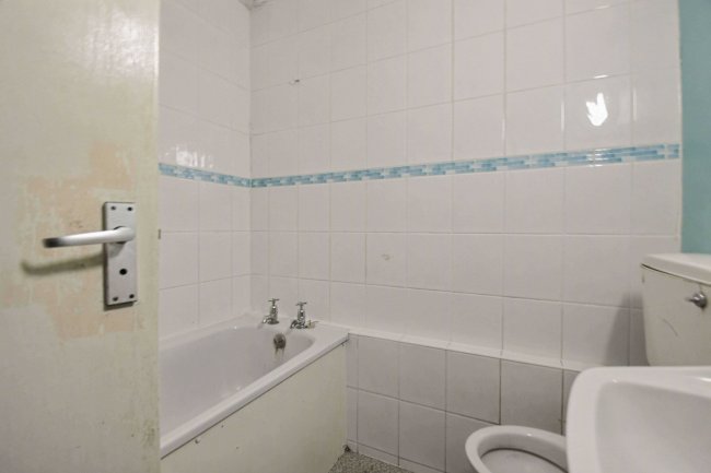 273 Bourne Avenue, Hayes, UB3 1RR 68