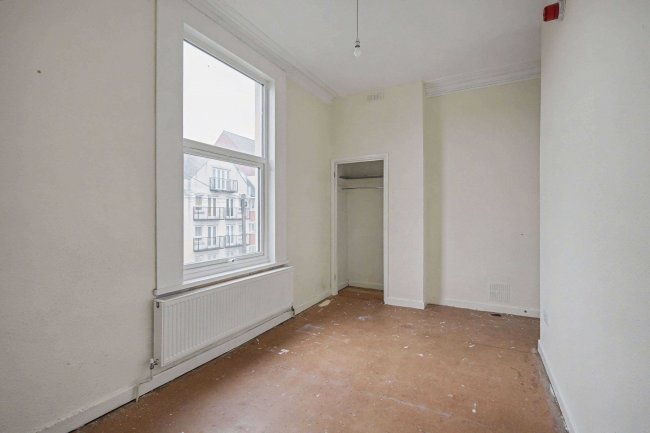 Flat 3, 65 Uttoxeter New Road, Derby, DE22 3NL 45