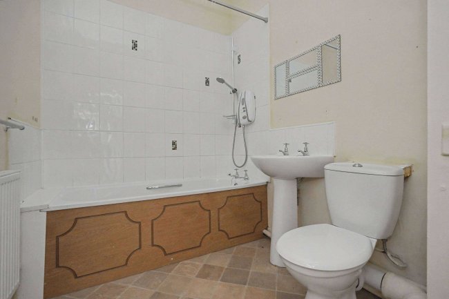 Flat 3, 65 Uttoxeter New Road, Derby, DE22 3NL 45