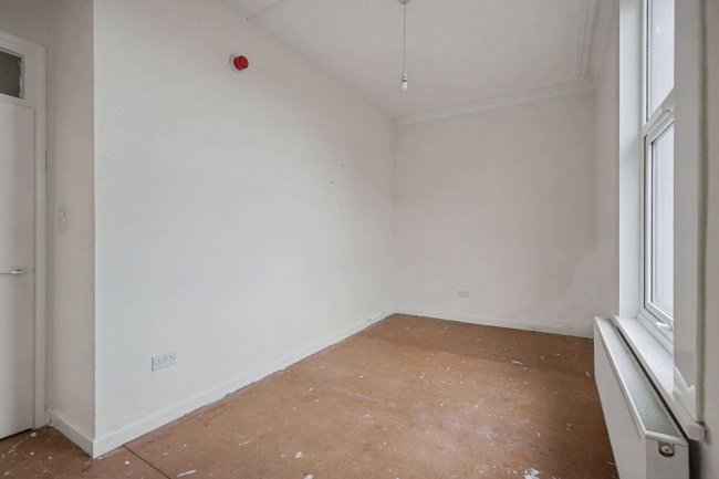 Flat 3, 65 Uttoxeter New Road, Derby, DE22 3NL 45