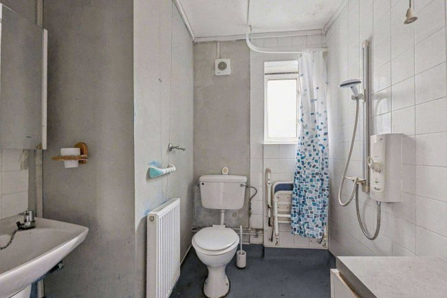 Flat 6 Magpie Hall Close, Bromley BR2 8JQ 3