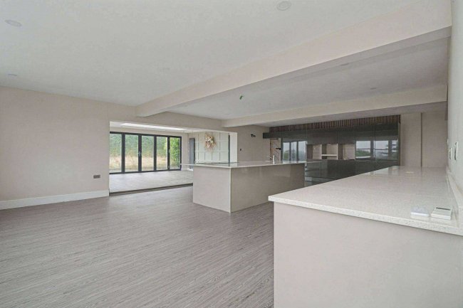 The Beeches, 26 Whalley Road, Wilpshire, Blackburn, BB1 9JT 10