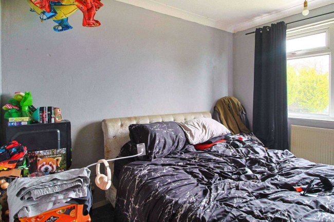 34 Verney Close, West Howe, Bournemouth, BH11 8DD 92