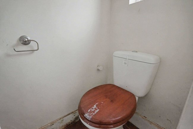 33 Mauleverer Road, London SW2 5DR 8