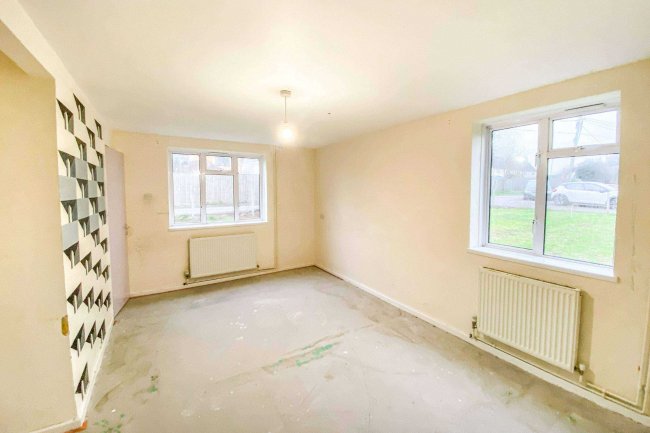 19 Lammas Close, Hilmarton, Wiltshire SN11 8SF 7