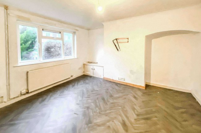 55 Downing Street, Chippenham, Wiltshire, SN14 0AA 76