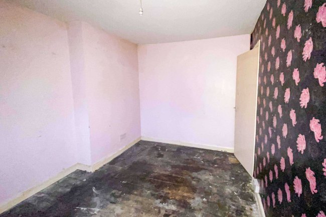 55 Downing Street, Chippenham, Wiltshire, SN14 0AA 76