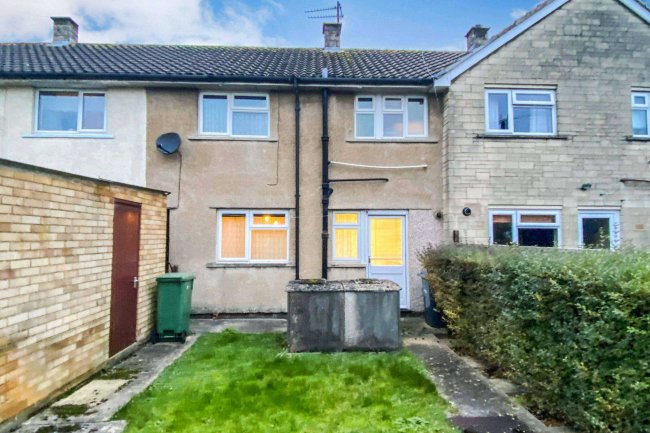 37 Manor Road, Chippenham, Wiltshire SN14 0LH 75