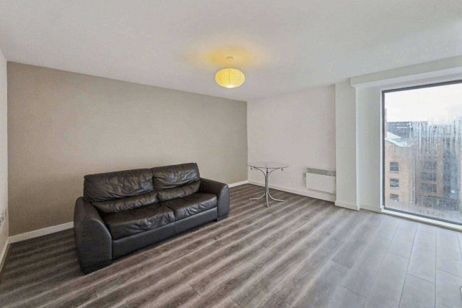 Flat 606, BS41, 20 Loom Street, Manchester, M4 6AN 18