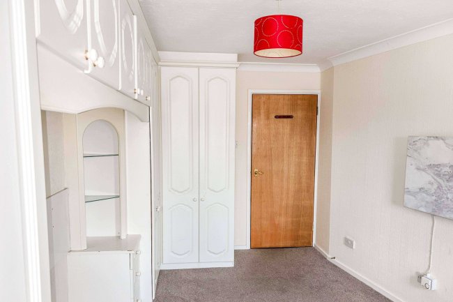 Flat 9 Grosvenor Court, 1 Rosemary Road, Clacton -On-Sea CO15 1NY 3