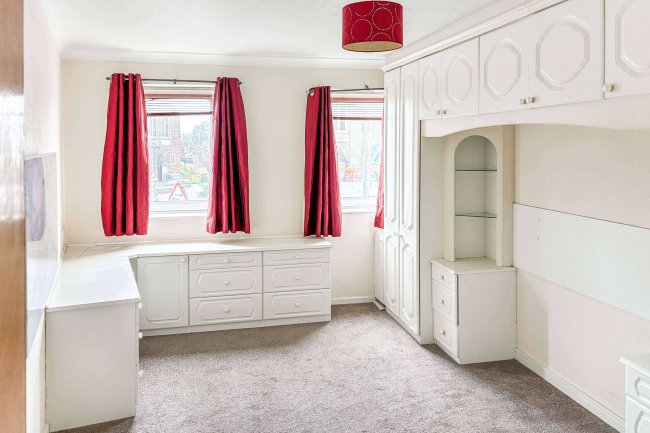 Flat 9 Grosvenor Court, 1 Rosemary Road, Clacton -On-Sea CO15 1NY 3