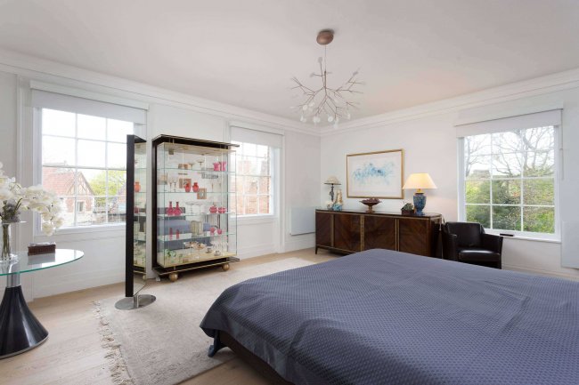 Apartment 4, 9 St. Leonards Place, York, YO1 7HF 9
