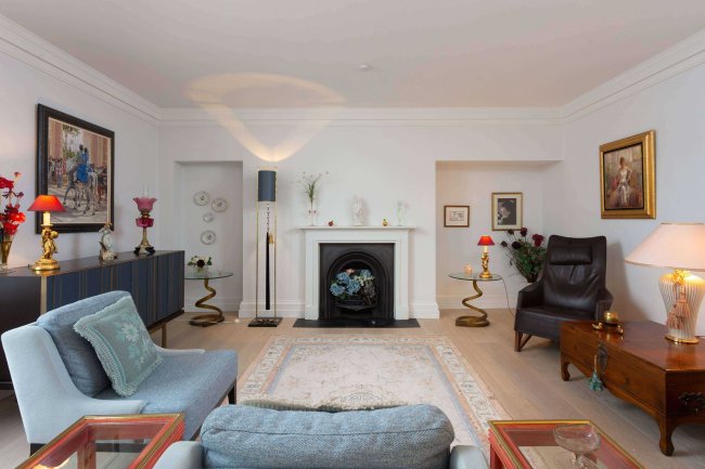 Apartment 4, 9 St. Leonards Place, York, YO1 7HF 9