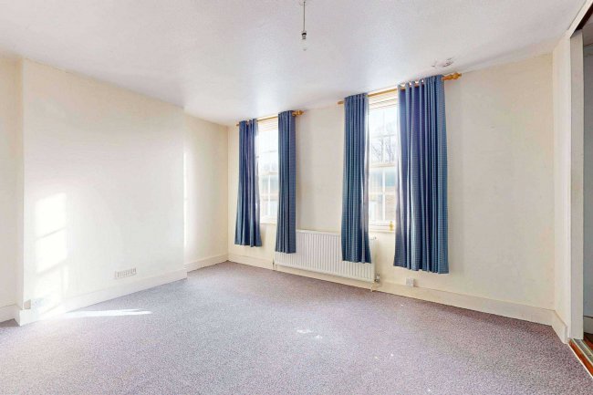 61 King George Street, London SE10 8QB 21